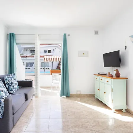 Lägenhet Home2book Tropical Poolside Retreat, Americas