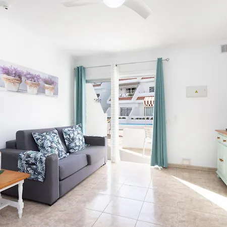 Apartment Home2book Tropical Poolside Retreat, Americas